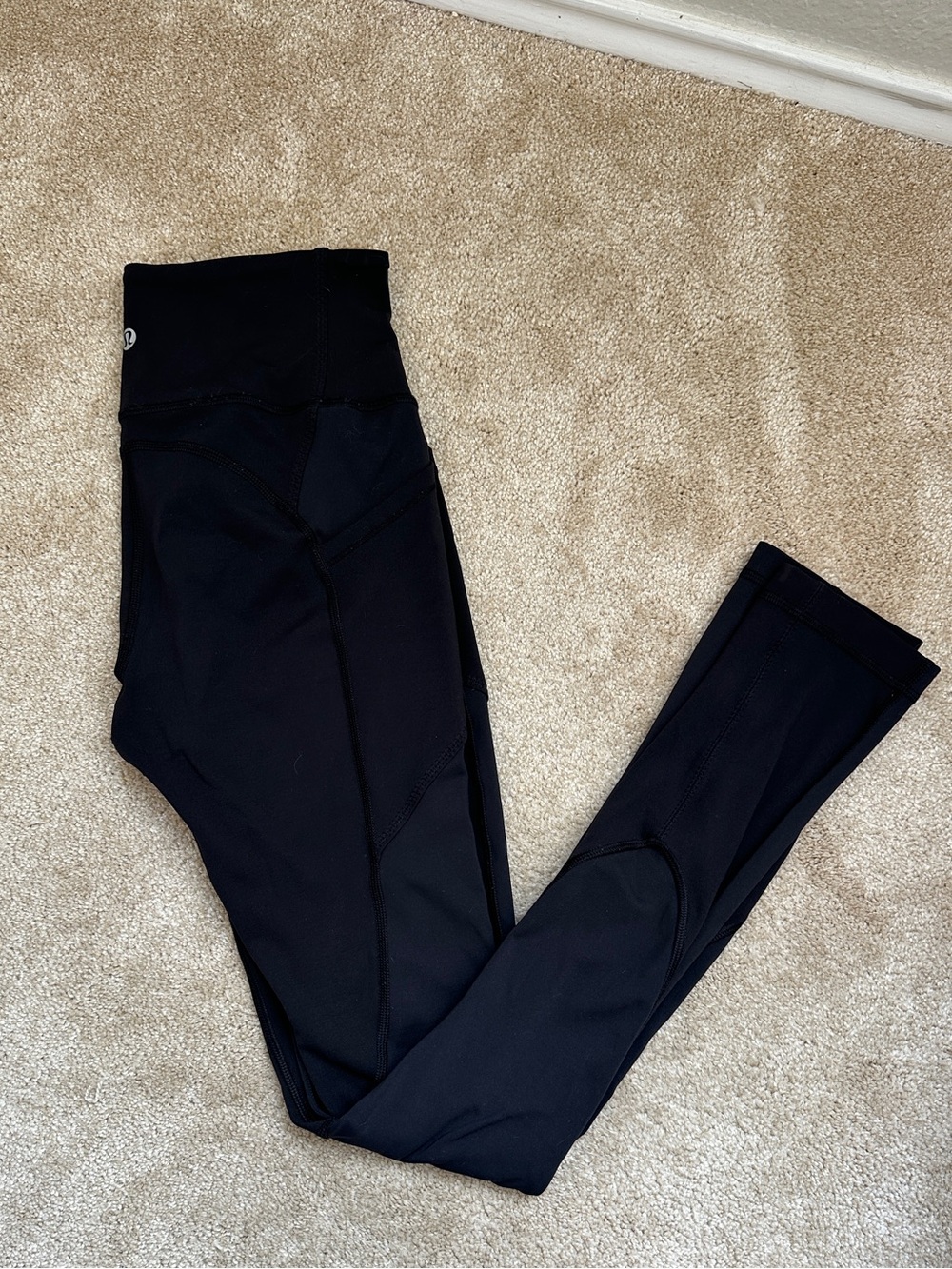 Lululemon Black High-Rise Performance Leggings | Size 6